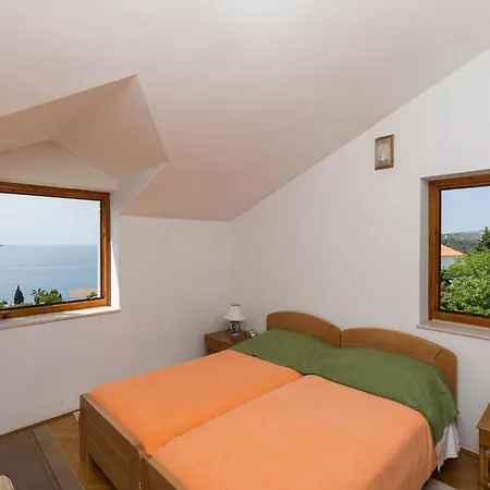Apartman Kisic - Two-bedroom With Balcony And Sea View Potkrovlje